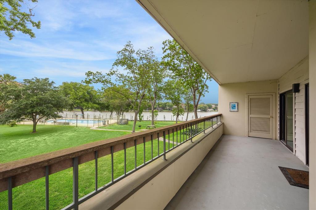 Look forward to spending lots of time on your wrap-around balcony with your waterviews of Clear Creek...