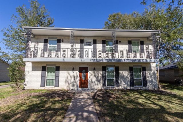 $3,000 | 115 Royal Drive | League City