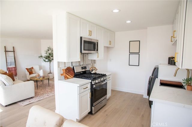 $488,000 | 1422 South Peckham Street, Unit D | Fullerton