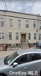 $2,750 | 68-19 62nd Street, Unit 2L | Ridgewood