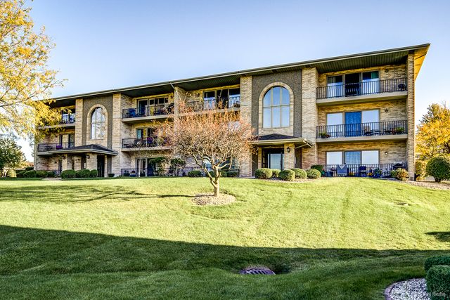 $249,999 | 17824 Bernard Drive, Unit 3D | Orland Park