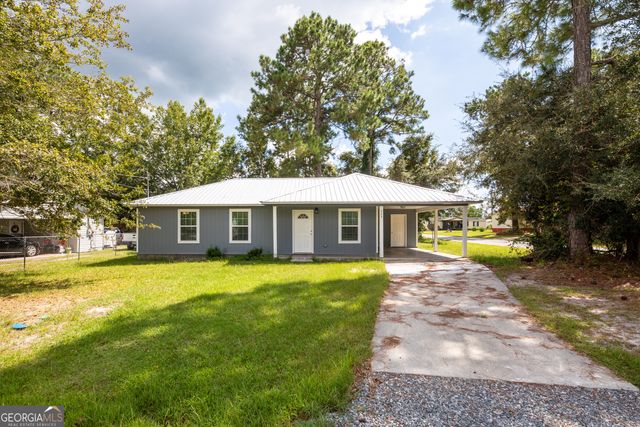 $174,000 | 324 Pinecrest Drive | Douglas