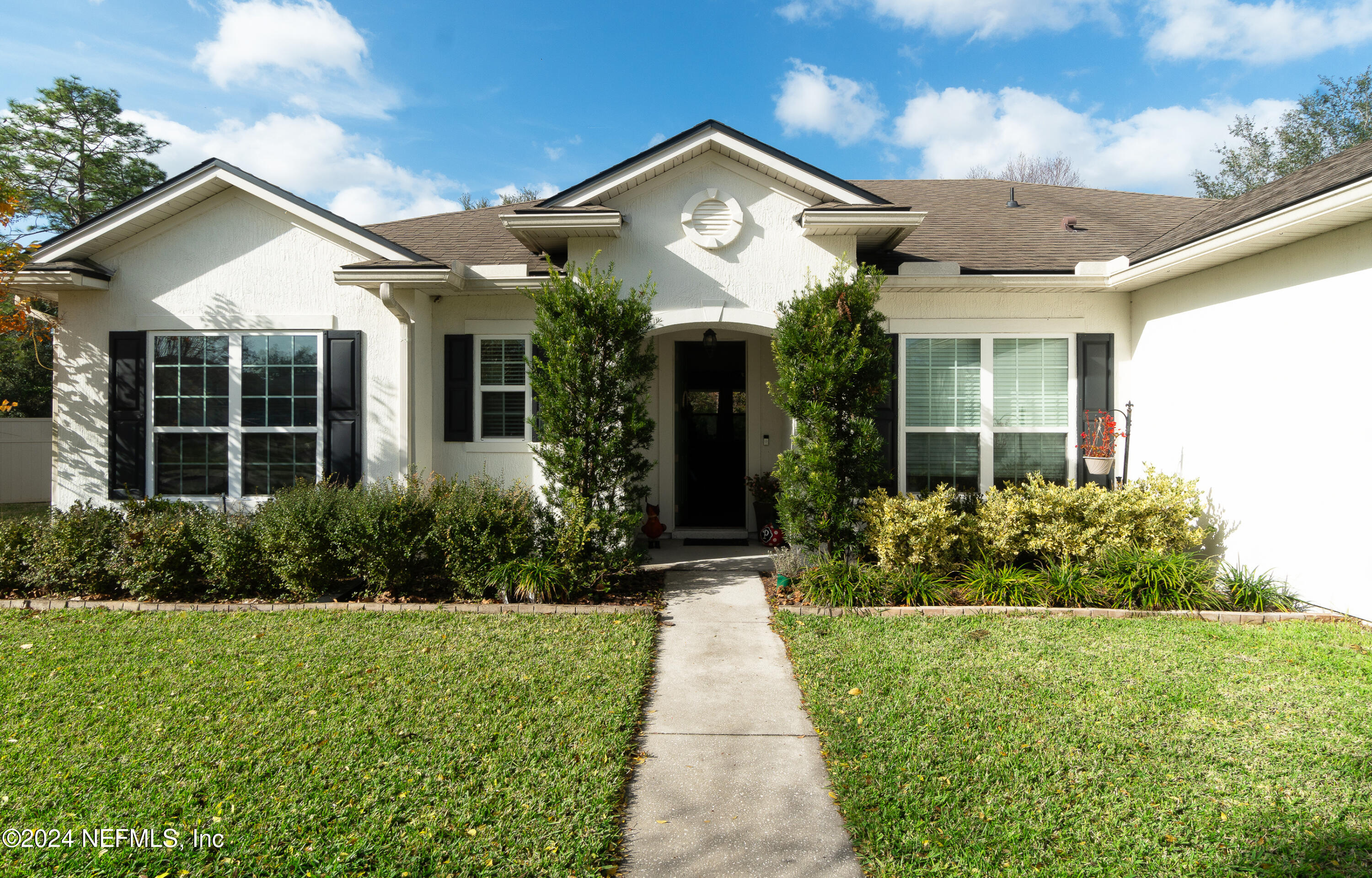 Ext Front Walkway