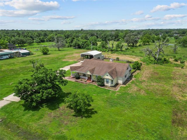 $430,000 | 124 Country Road | Bailey's Prairie