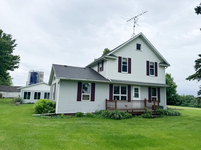 $339,500 | 19336 Highway 59 | Elk Township - Nobles County