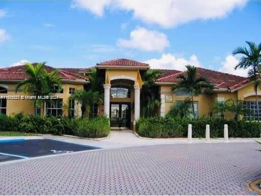 $2,400 | 9615 Northwest 1st Court, Unit 10101 | Pembroke Pines