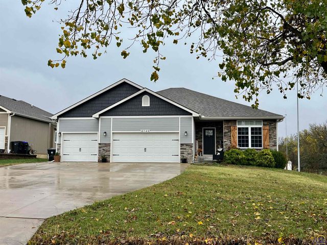 $415,000 | 8749 Southwest 29th Street | Mission Township - Shawnee County