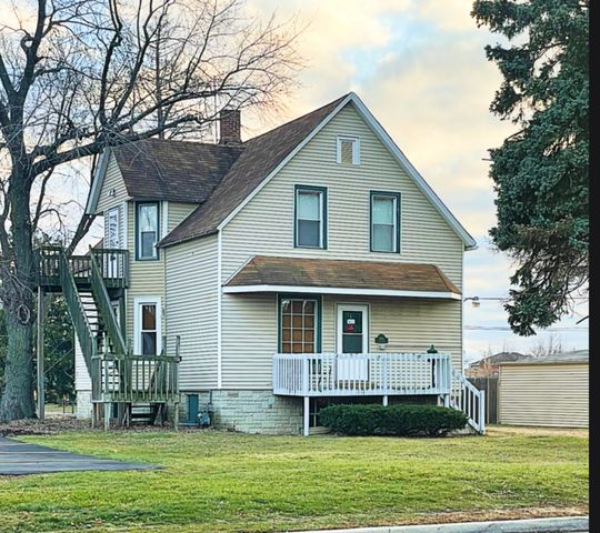 $489,999 | 7635 West Foster Avenue | Oriole Park