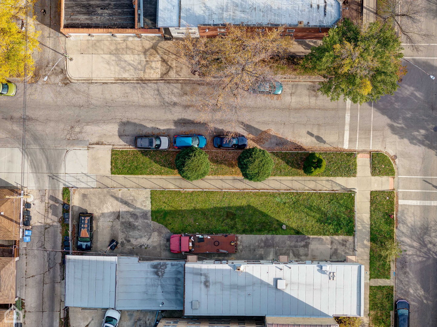 a view of yard with outdoor seating