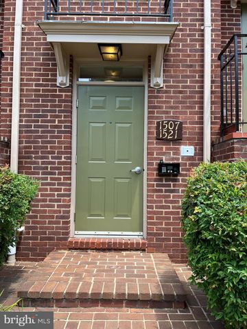 $2,700 | 1507 Oronoco Street, Unit 32 | Colecroft