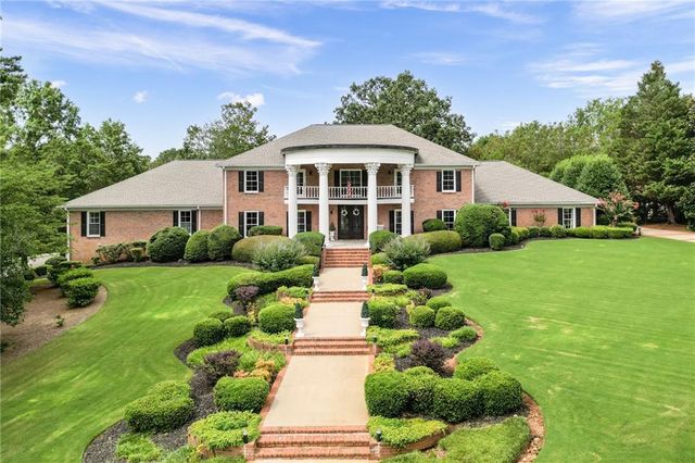 $2,750,000 | 205 Slaton Circle | Roswell