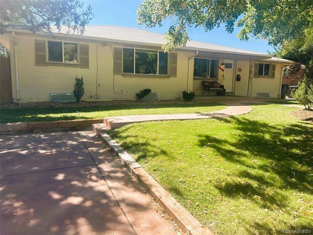 $2,600 | 13622 East Nevada Place | Aurora Hills