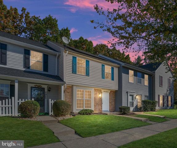 $329,900 | 2431 West Rosecroft Village Circle | Glassmanor