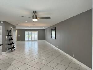 $2,900 | 4341 Coral Springs Drive, Unit 1G | Deer Run Springs