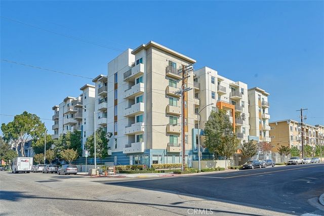 $3,200 | 436 South Virgil Avenue, Unit PH11 | Mid-Wilshire