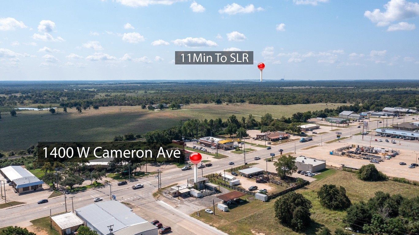 Prime location at the intersection of Hwy 79 and Meadow with over $15,000 daily traffic count!