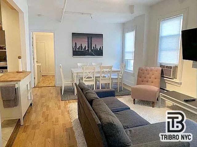 $5,350 | 545 Lorimer Street, Unit 2 | Williamsburg