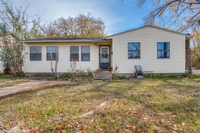 $265,000 | 222 Collins Drive | Irving