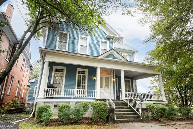 $425,000 | 660 College Street | College Hill