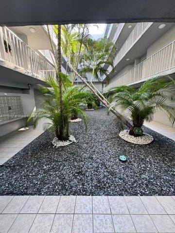 $2,400 | 8201 Northwest 8th Street, Unit 1109 | Fountainebleau