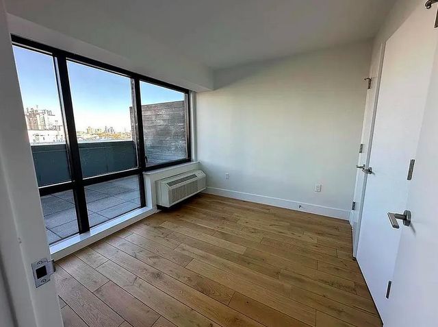 $4,666 | 504 Myrtle Avenue, Unit 7D | Clinton Hill