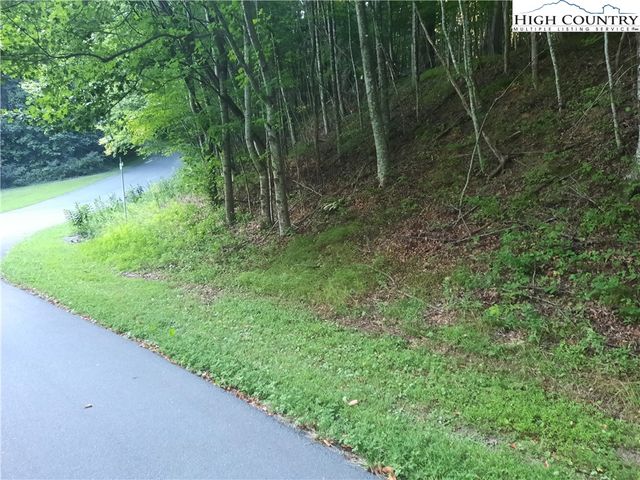 $199,900 | Springwood Drive | New River Township - Watauga County