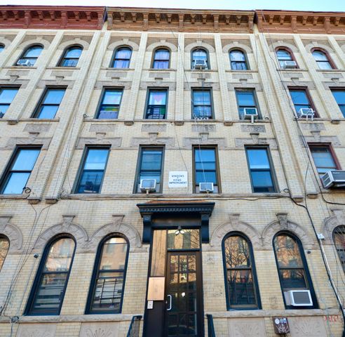 $2,100,000 | 1231 Halsey Street | Bushwick