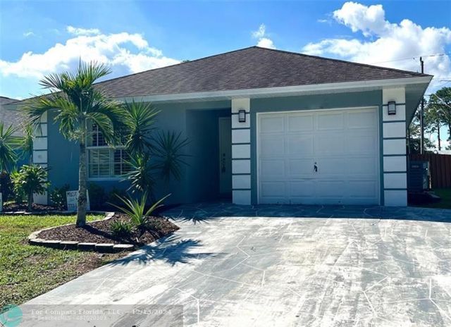 $2,550 | 1165 12th Avenue Southwest | Florida Ridge