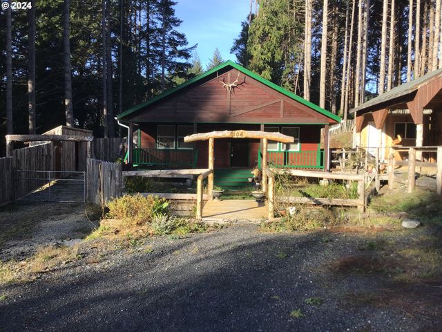 $359,000 | 106 25th Street | Port Orford