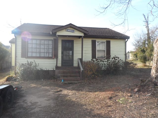 $99,000 | 412 South Depot Street | Seneca