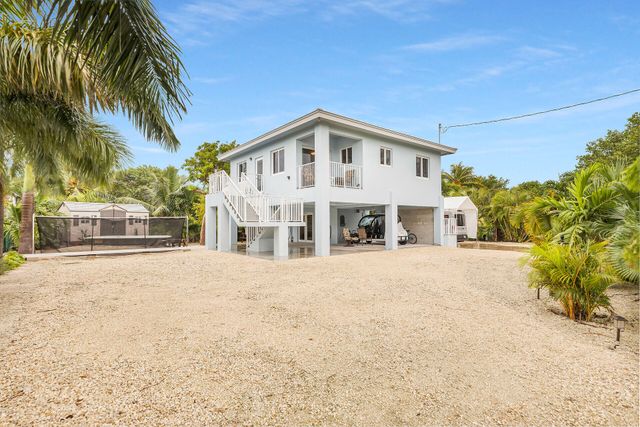 $879,000 | 31120 Ave J | Big Pine Key