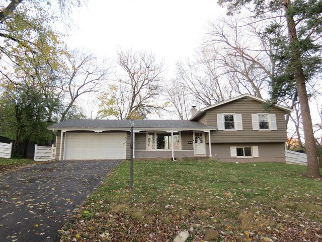 $419,900 | 22W362 Hackberry Drive | Milton Township - DuPage County