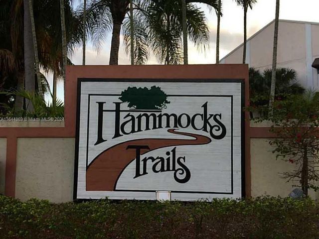 $2,375 | 15285 Southwest 107th Lane, Unit 211 | The Hammocks