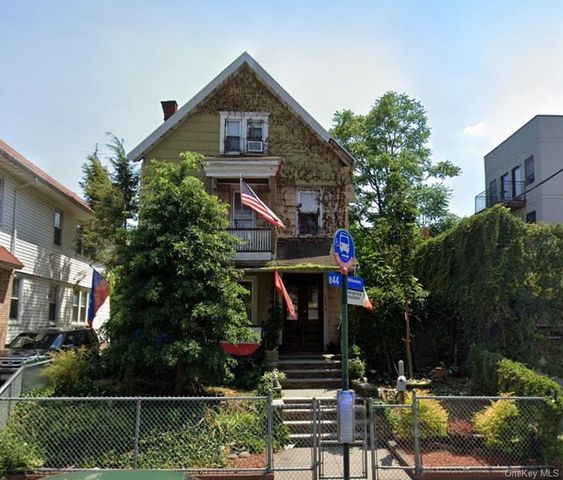 $1,399,999 | 3092 Farragut Road | Flatbush