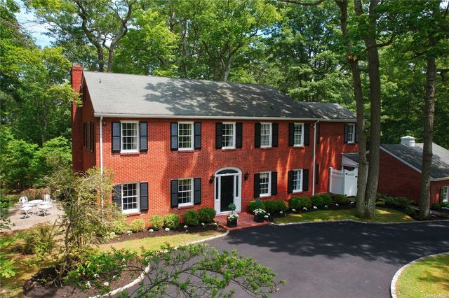 $1,998,000 | 237 Cleft Road | Mill Neck