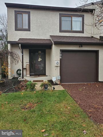 $359,900 | 106 Five Crown Royal | Evesham