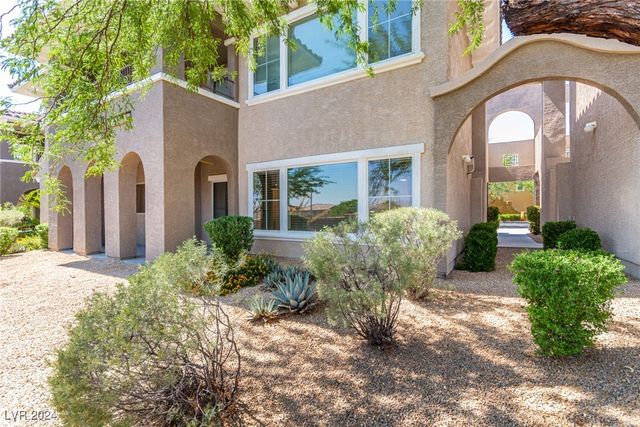 $404,500 | 840 Canterra Street, Unit 1042 | Coronado at Summerlin