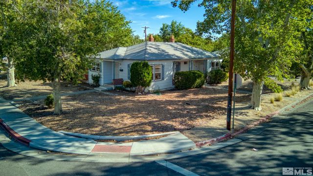 $498,000 | 1690 Kirman Avenue | Wells Avenue Neighborhood