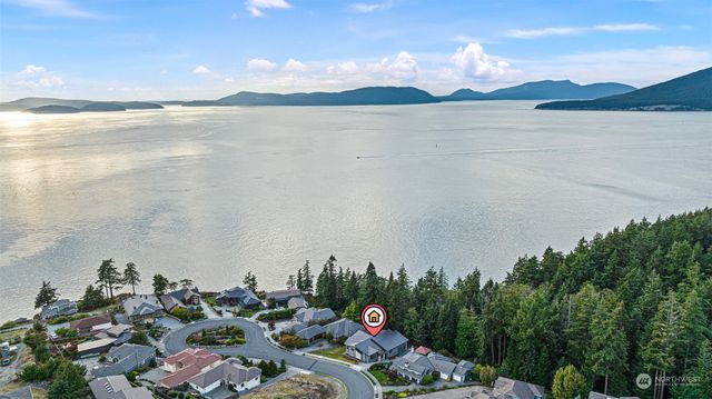 $1,475,000 | 2409 Washington Court | Anacortes