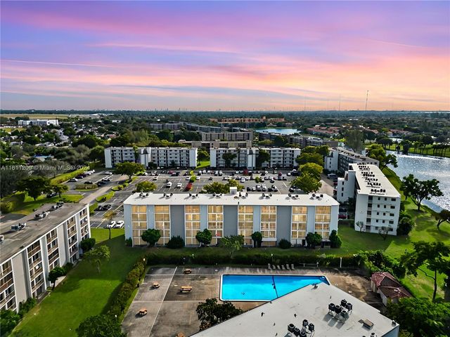 $227,900 | 8610 Sherman Circle North, Unit 103 | Lakeshore at University Park