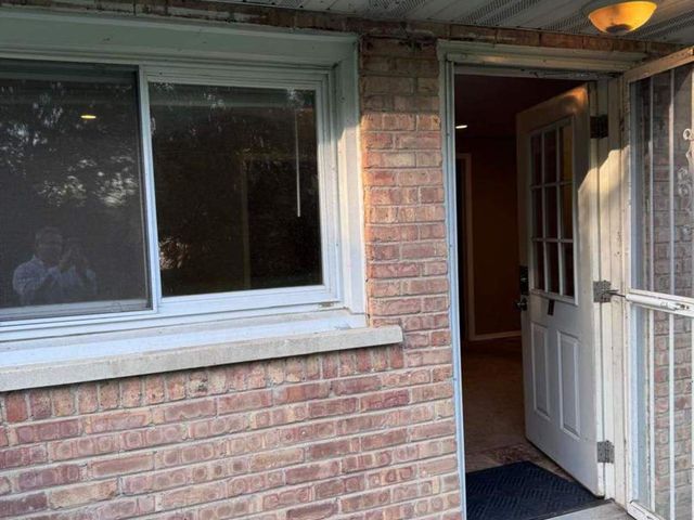 $1,450 | 926 Greenwood Avenue, Unit 3 | Ford Heights