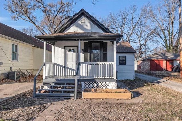 $189,000 | 910 Dakota Street | Leavenworth