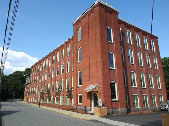 $2,150 | 45 Summer Street, Unit 304 | Downtown Leominster