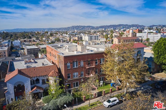 $4,950,000 | 205 North Kenmore Avenue | Mid-Wilshire