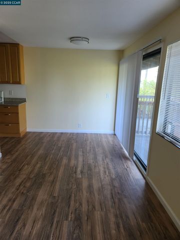 $1,750 | 124-2 Benson Avenue | Vallejo Heights