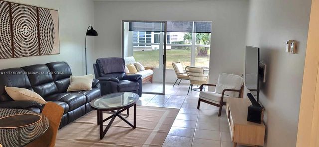 $162,900 | 3401 Northwest 47th Avenue, Unit 402 | Lauderdale Lakes West Gate