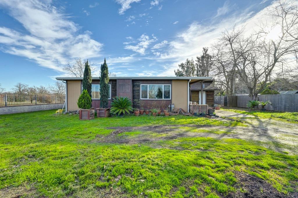 930 Virginiatown Road, Lincoln, CA 95648