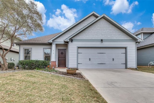 $499,000 | 412 Brewer Street | Grapevine