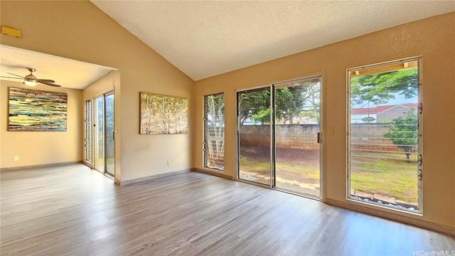 $950,000 | 95-650 Alohilani Street | Mililani Town