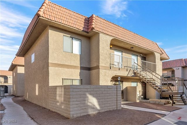 $165,000 | 4300 North Lamont Street, Unit 253 | Craigmont Villas